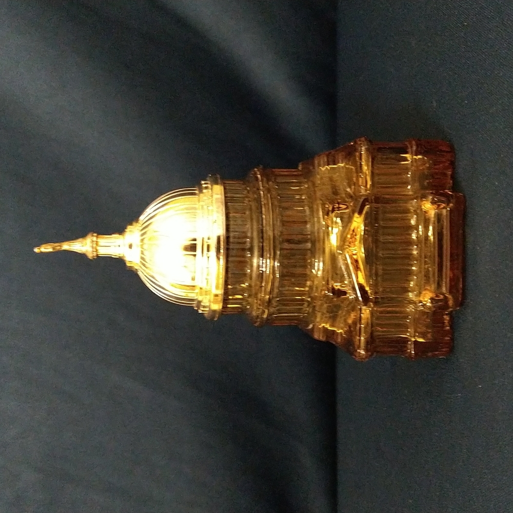 Vintage 1970's Avon The Capitol Decanter w/ Spicy After Shave EMPTY